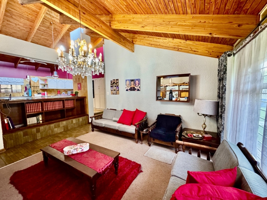 3 Bedroom Property for Sale in Van Der Hoff Park North West